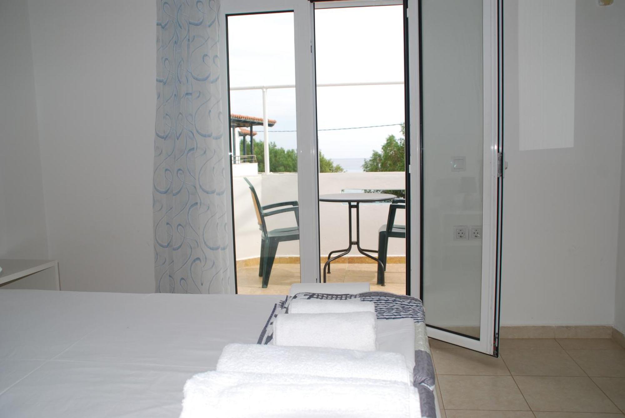 Soula Appartments Makry Gialos  Exterior photo